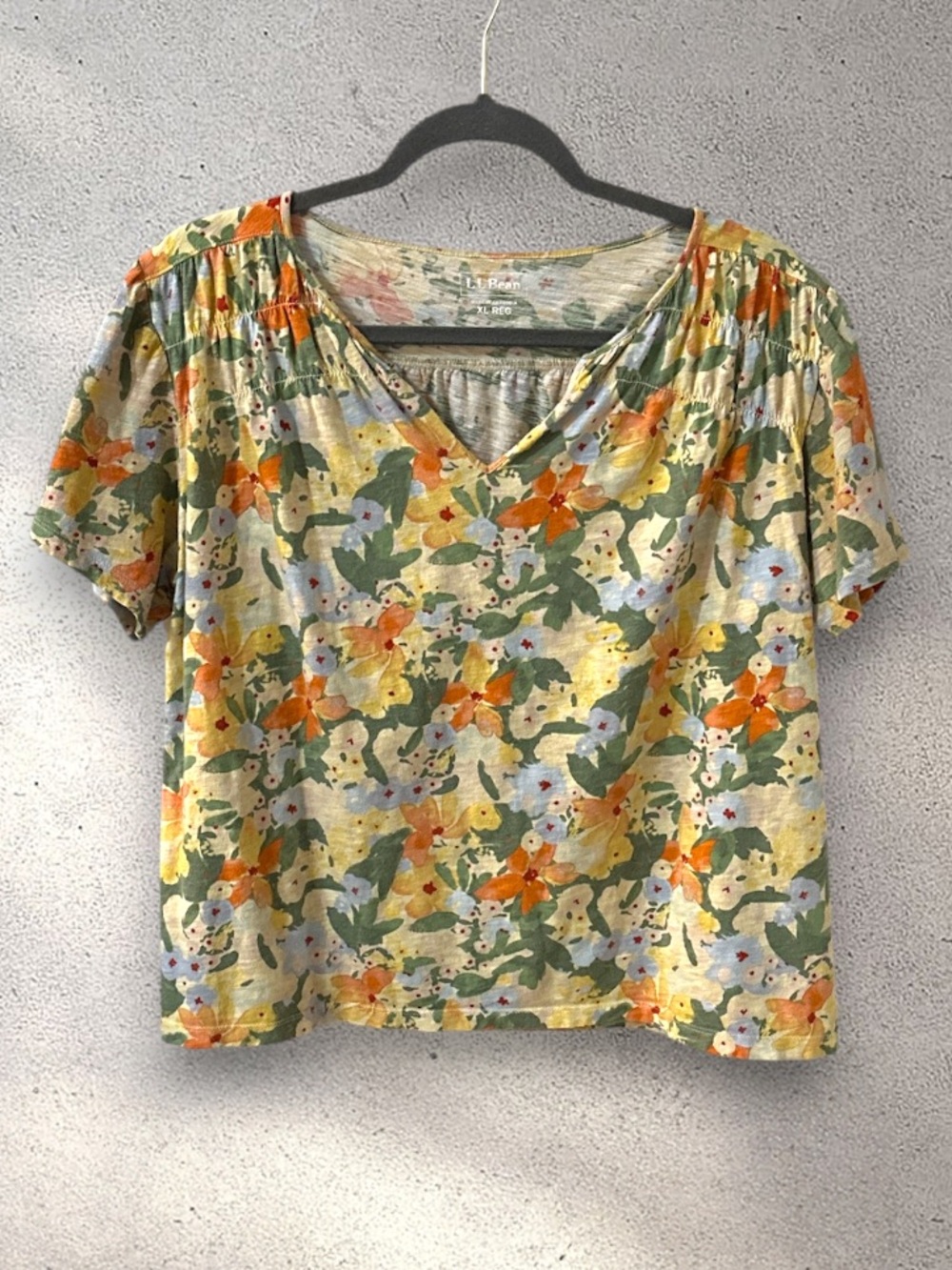 L.L.Bran yellow floral print short sleeve shirt size XL